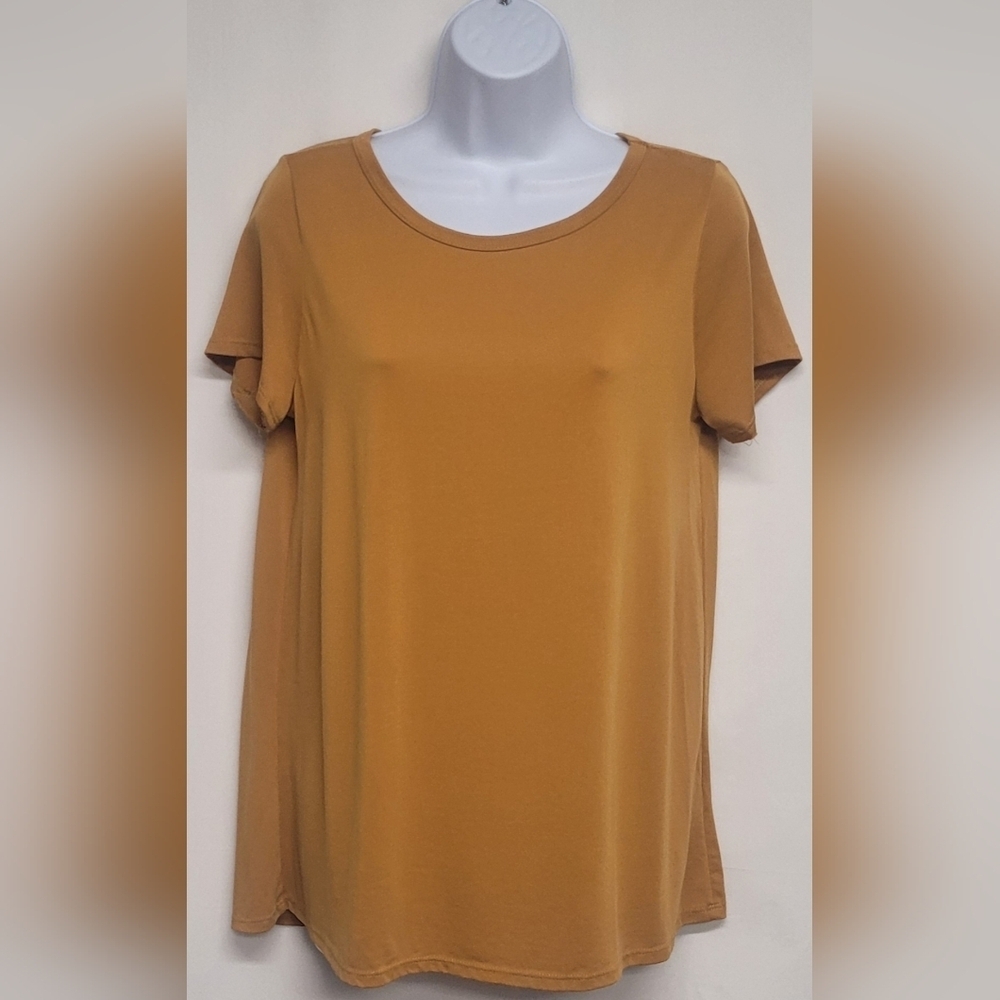 Honeyme S Top Slinky Stretch Knit Gold Butterscotch Color Cap Sleeve